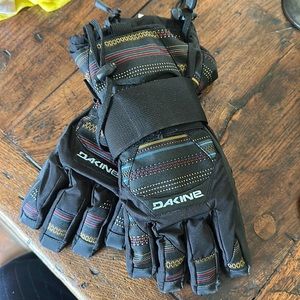 Dakine Gloves